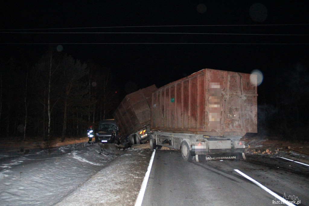 Zderzenie 4 samochodów pod Szczecinkiem