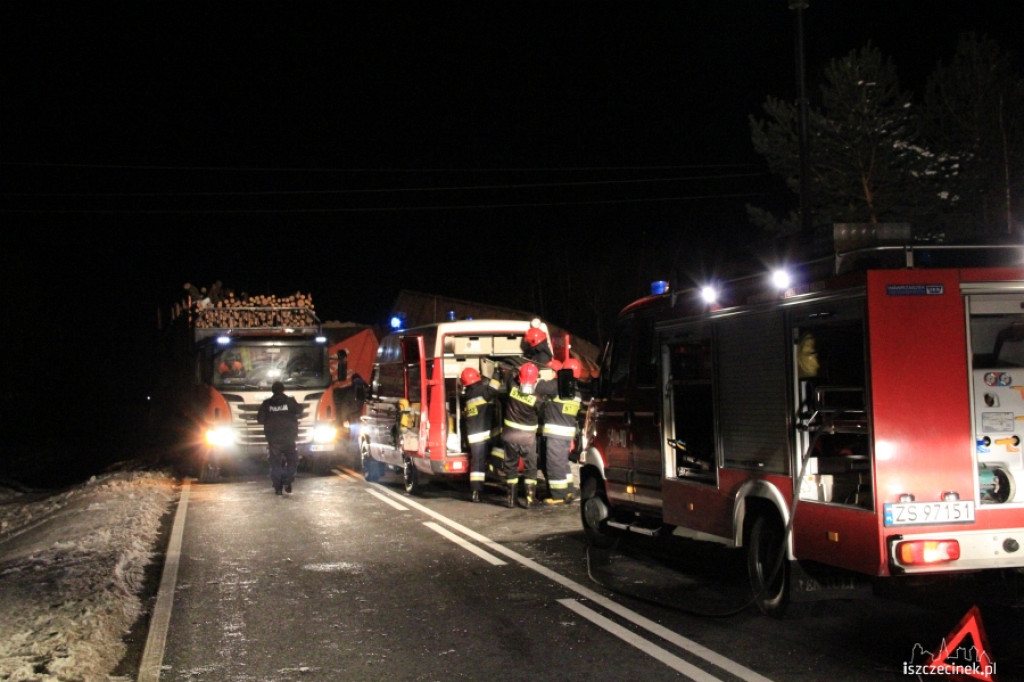 Zderzenie 4 samochodów pod Szczecinkiem