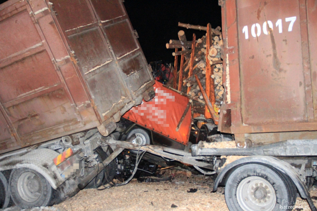 Zderzenie 4 samochodów pod Szczecinkiem