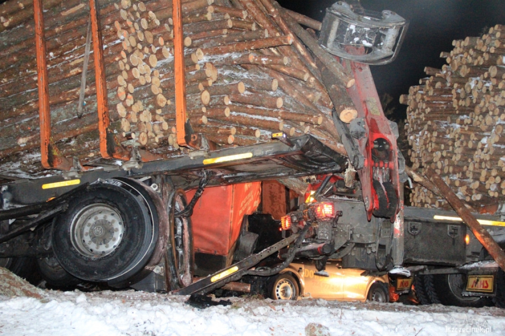 Zderzenie 4 samochodów pod Szczecinkiem