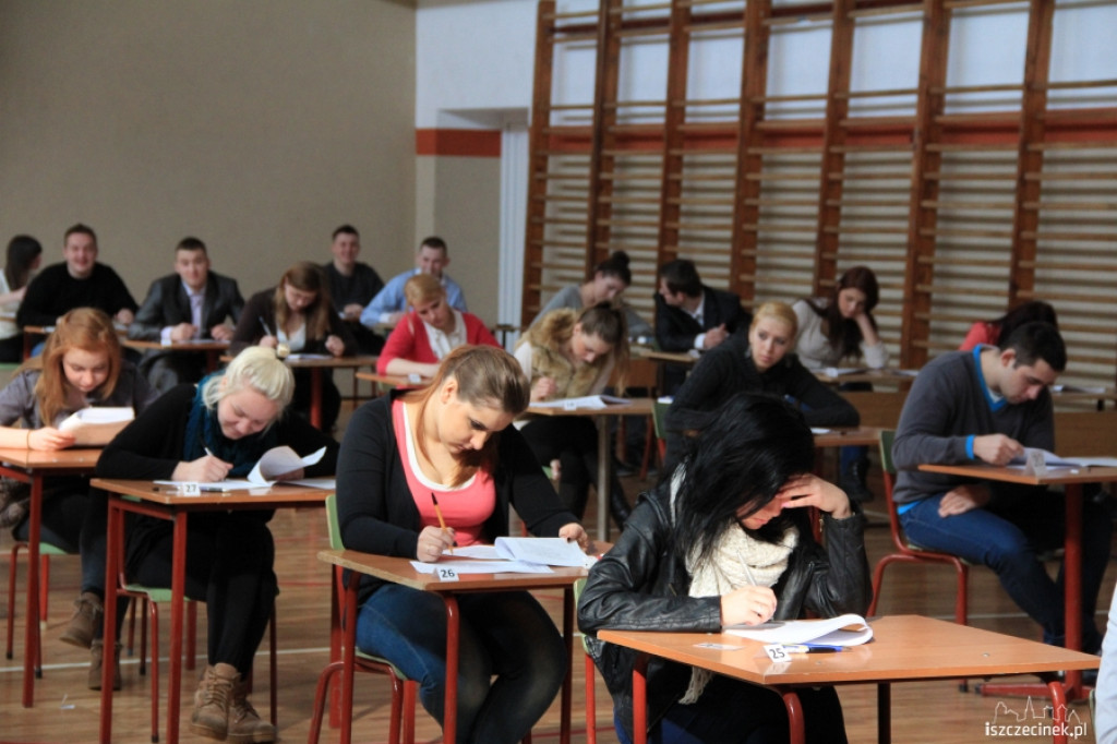 Próbne matury w ZS nr 6 w Szczecinku