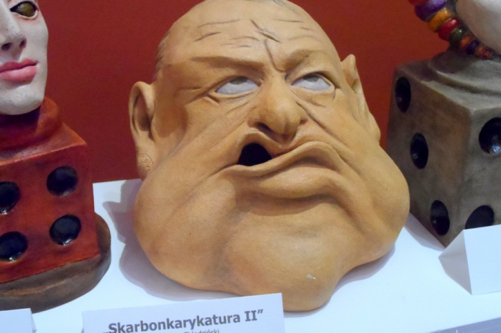 Wernisaż wystawy rzeźb Dominiki Rumińskiej i Sylwestra Chłodzińskiego