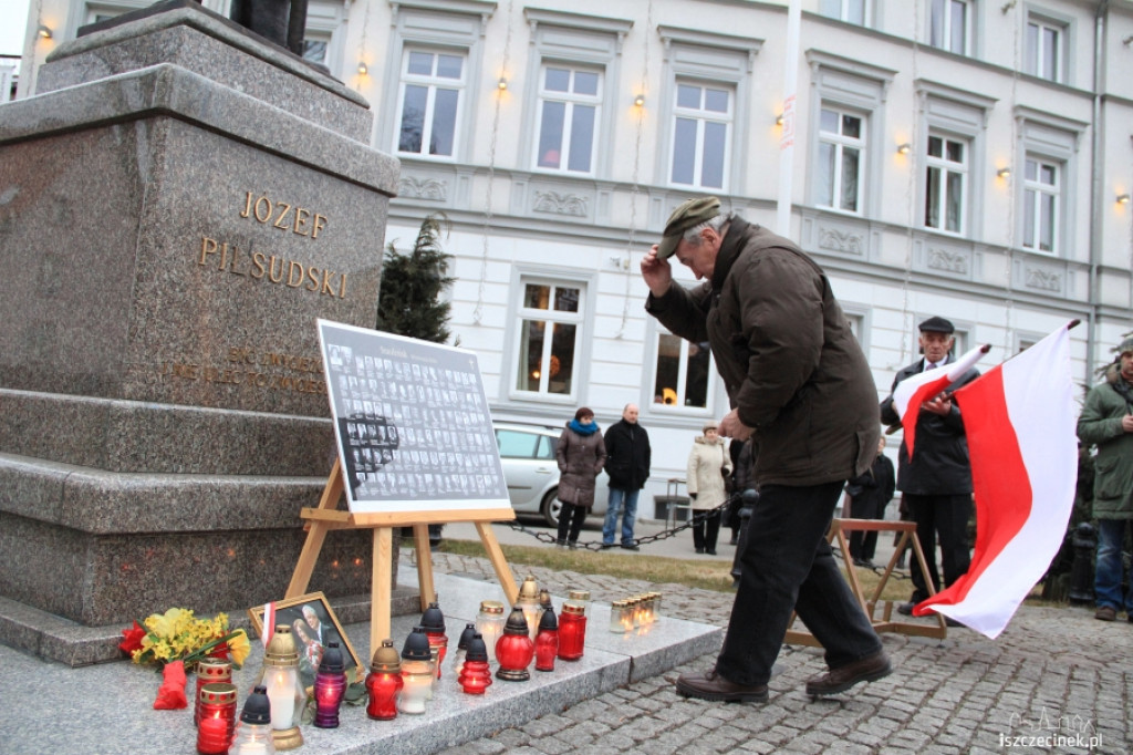 Mieszkańcy Szczecinka uczcili pamięć ofiar katastrofy smoleńskiej