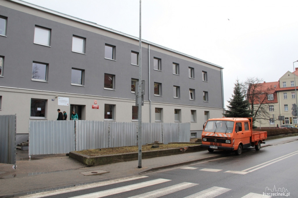 Rozpoczęli przebudowę internatu