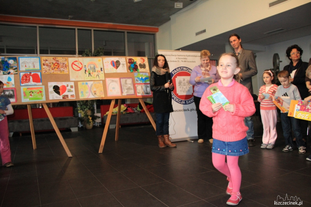 Mamo Tato wolę wodę niż papierosa