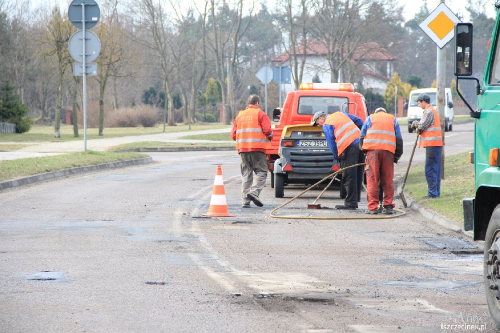 Doczekaliśmy się! Naprawiają Karlińską!