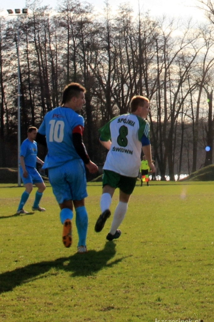 Błękitni Szczecinek - Spójnia Świdwin