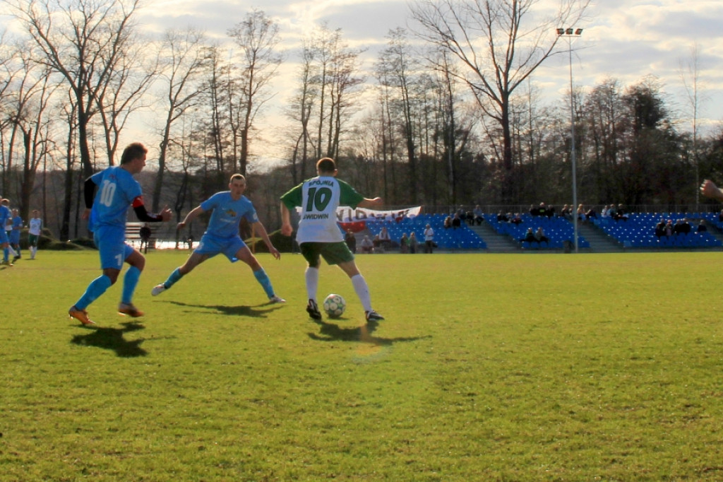 Błękitni Szczecinek - Spójnia Świdwin