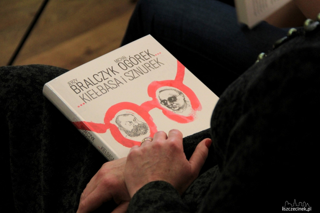 Bralczyk i Ogórek promowali Kiełbasę i Sznurek