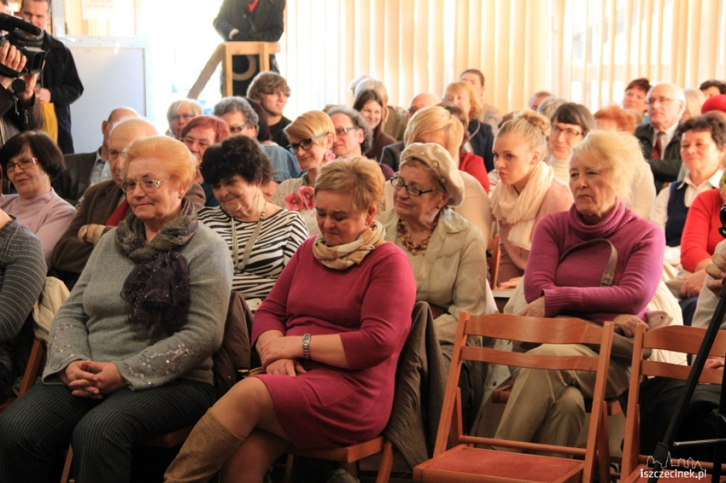 Bralczyk i Ogórek promowali Kiełbasę i Sznurek