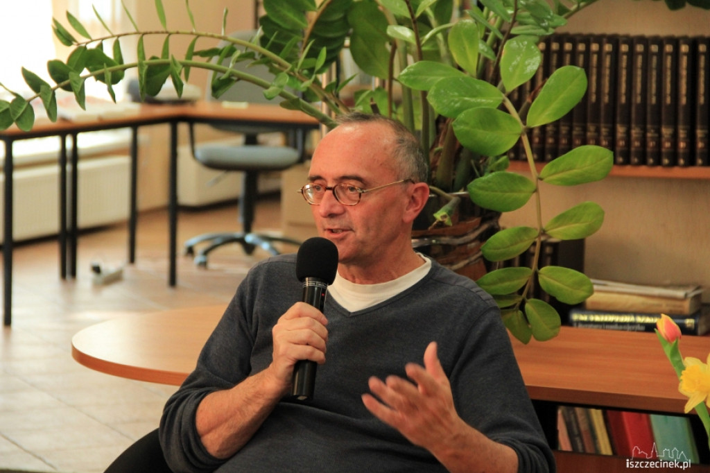 Bralczyk i Ogórek promowali Kiełbasę i Sznurek