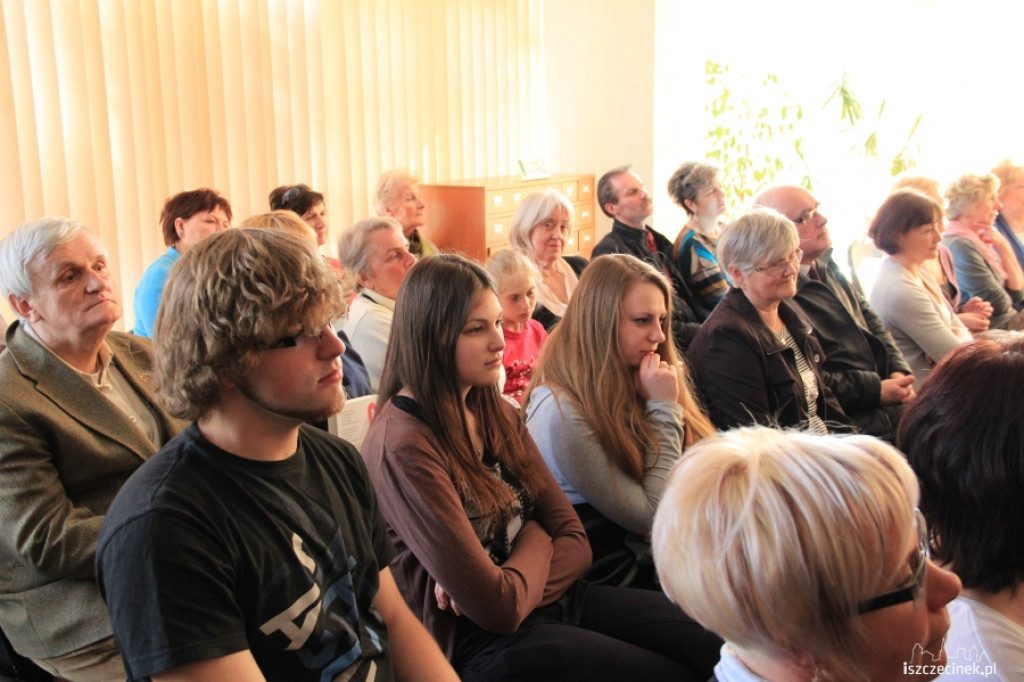 Bralczyk i Ogórek promowali Kiełbasę i Sznurek