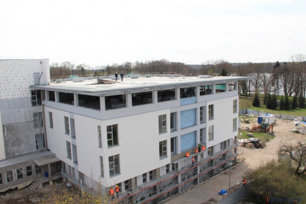 Szpital w Szczecinku - lądowisko dla śmigłowców - budowa