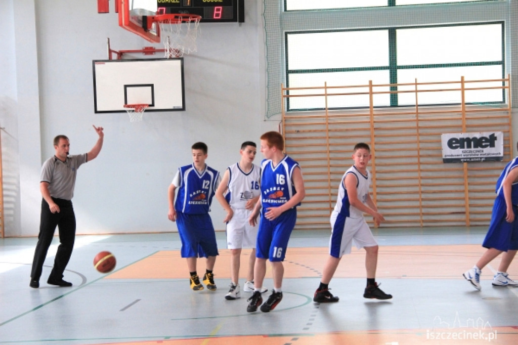 EMET Basket Szczecinek - Żak Koszalin