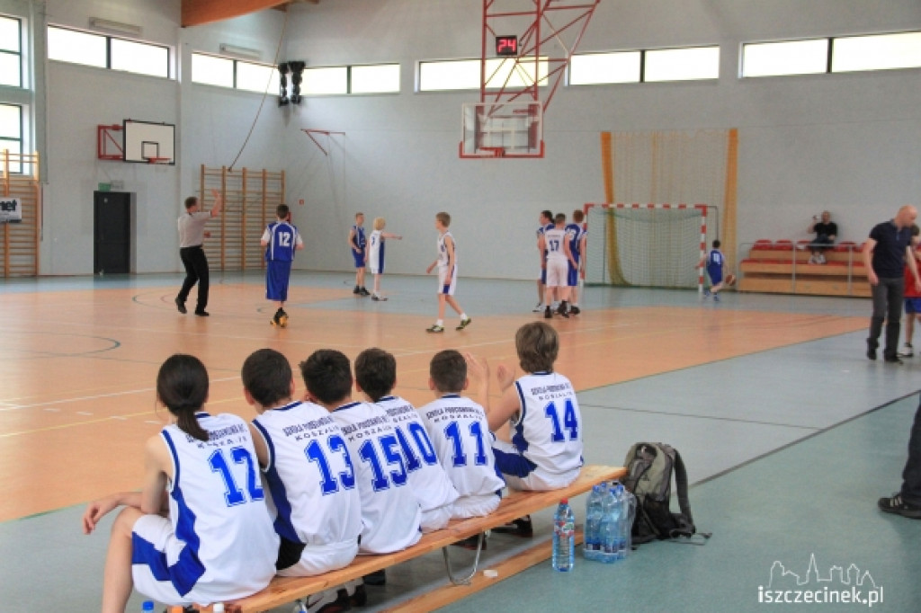 EMET Basket Szczecinek - Żak Koszalin