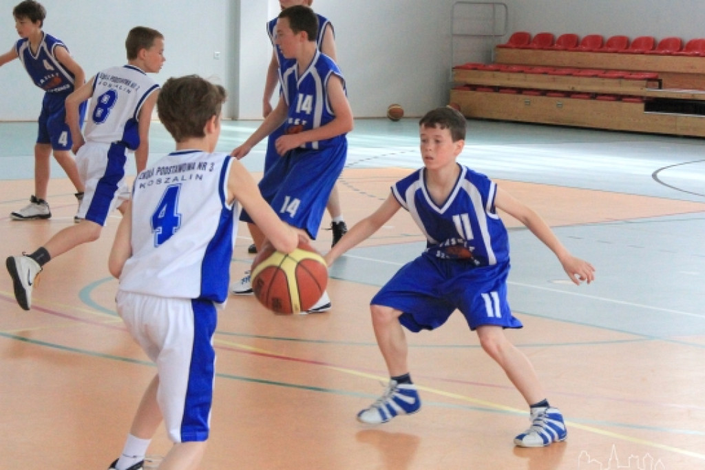 EMET Basket Szczecinek - Żak Koszalin