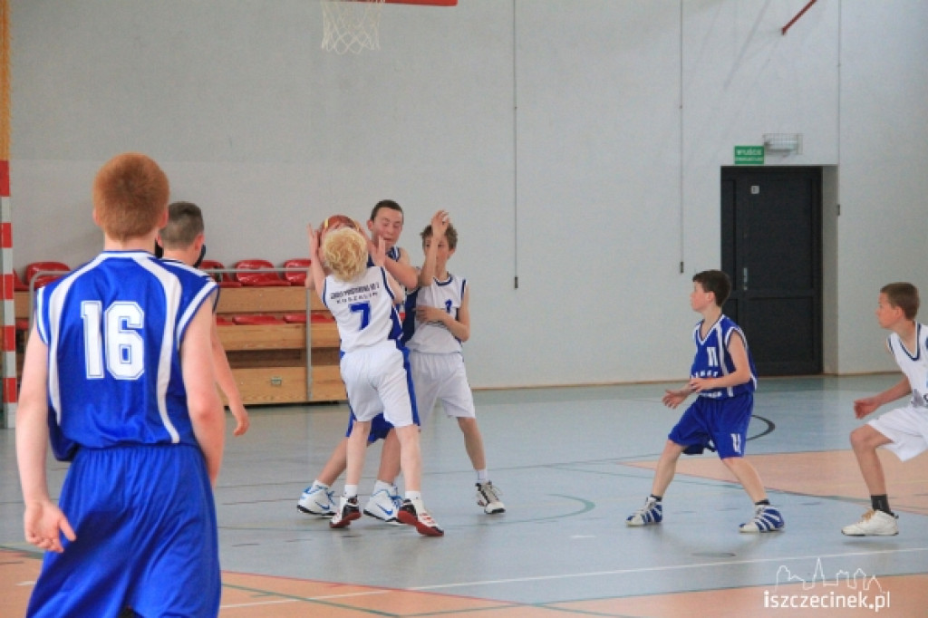EMET Basket Szczecinek - Żak Koszalin