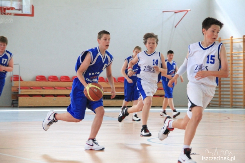 EMET Basket Szczecinek - Żak Koszalin