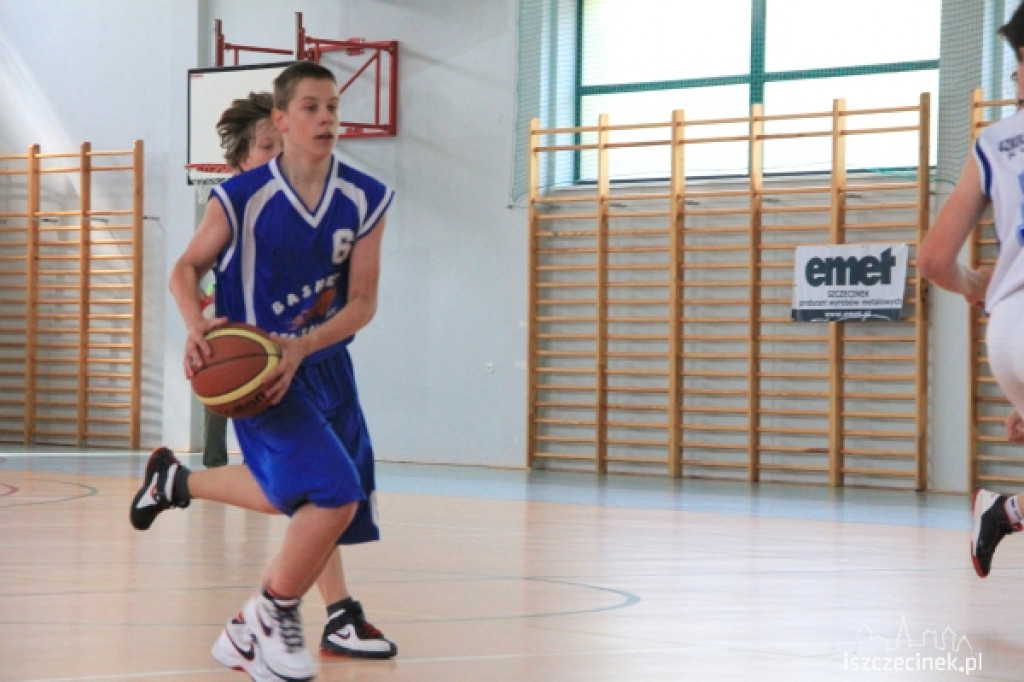 EMET Basket Szczecinek - Żak Koszalin