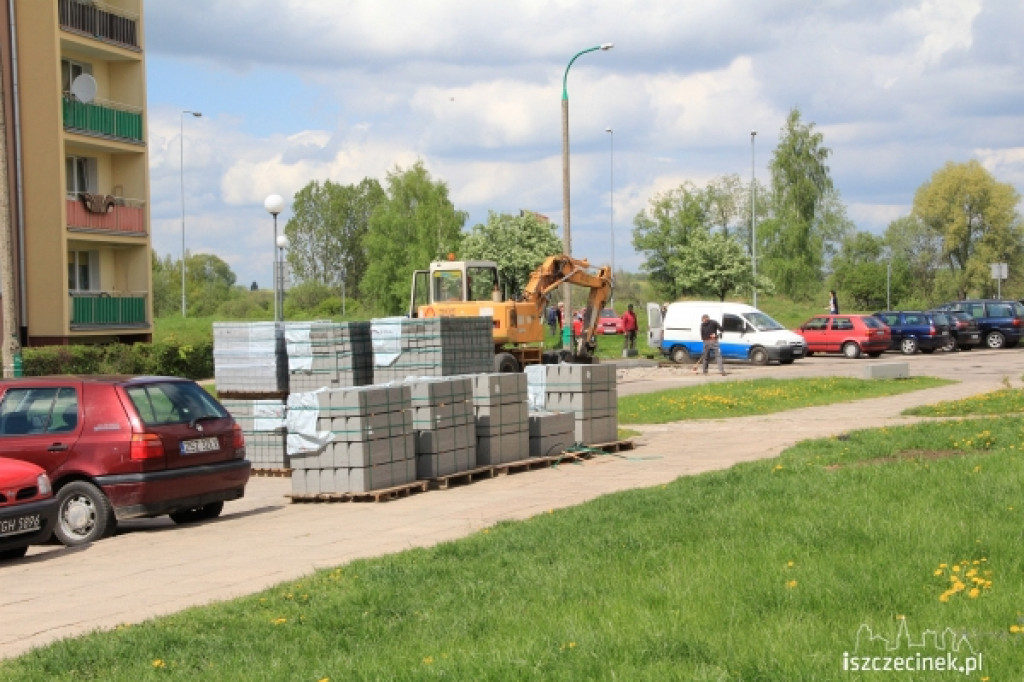 Powstają nowe parkingi na Zachodzie