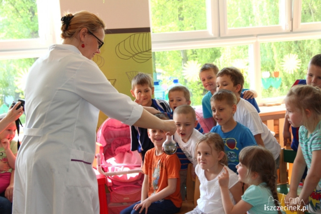 Chemicy odwiedzili dzieci w przedszkolu MIŚ