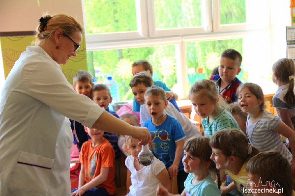 Chemicy odwiedzili dzieci w przedszkolu MIŚ