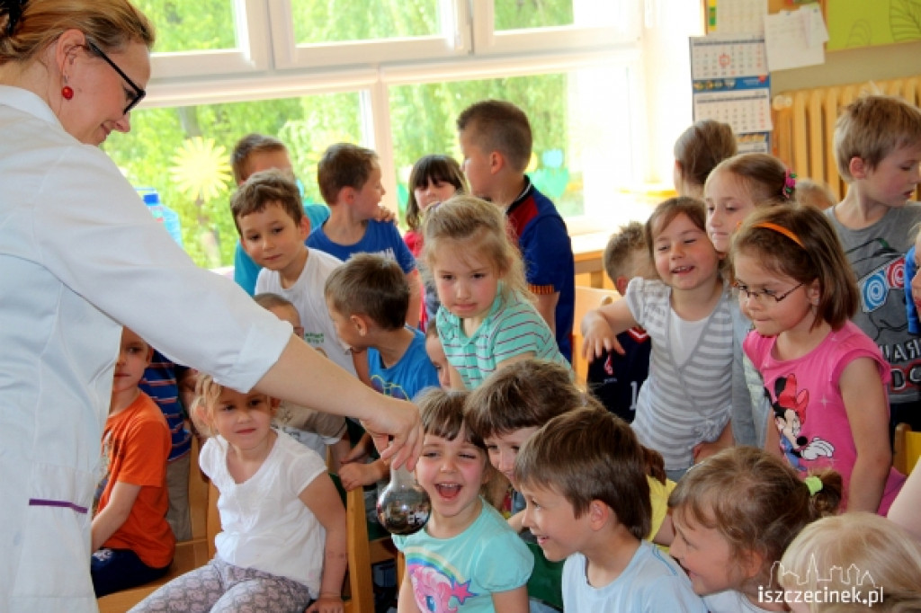 Chemicy odwiedzili dzieci w przedszkolu MIŚ