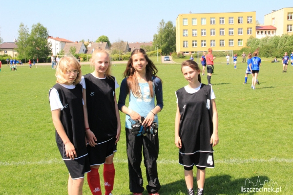 Powiatowe Mistrzostwa w Mini Piłce Nożnej chłopców i dziewcząt szkół podstawowych