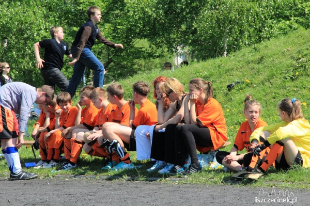 Powiatowe Mistrzostwa w Mini Piłce Nożnej chłopców i dziewcząt szkół podstawowych