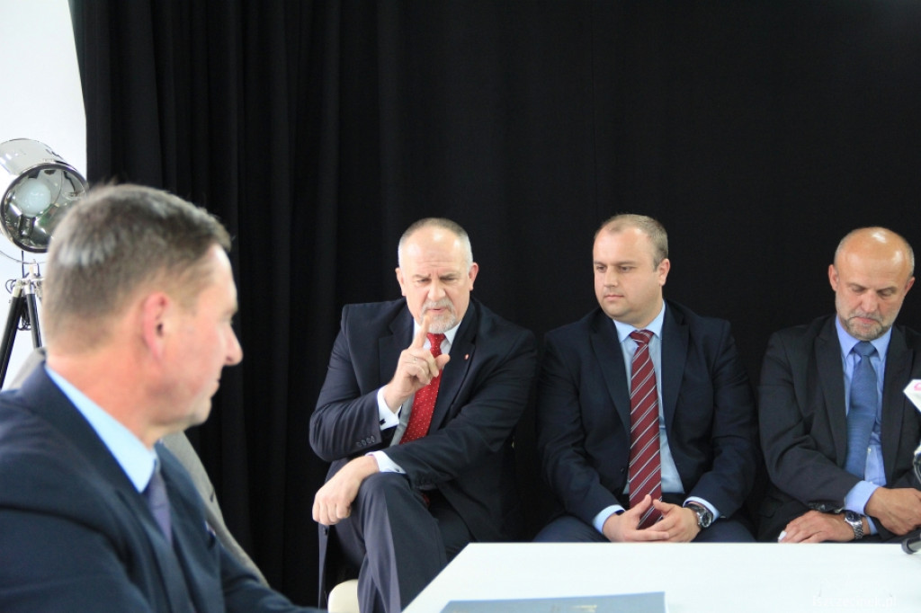 Podpisanie umowy w Gawex Media