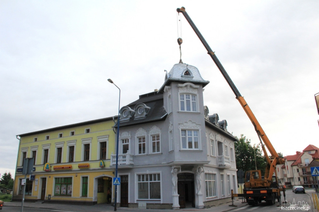 Gryf i kopuła zdobią ulicę Koszalińską