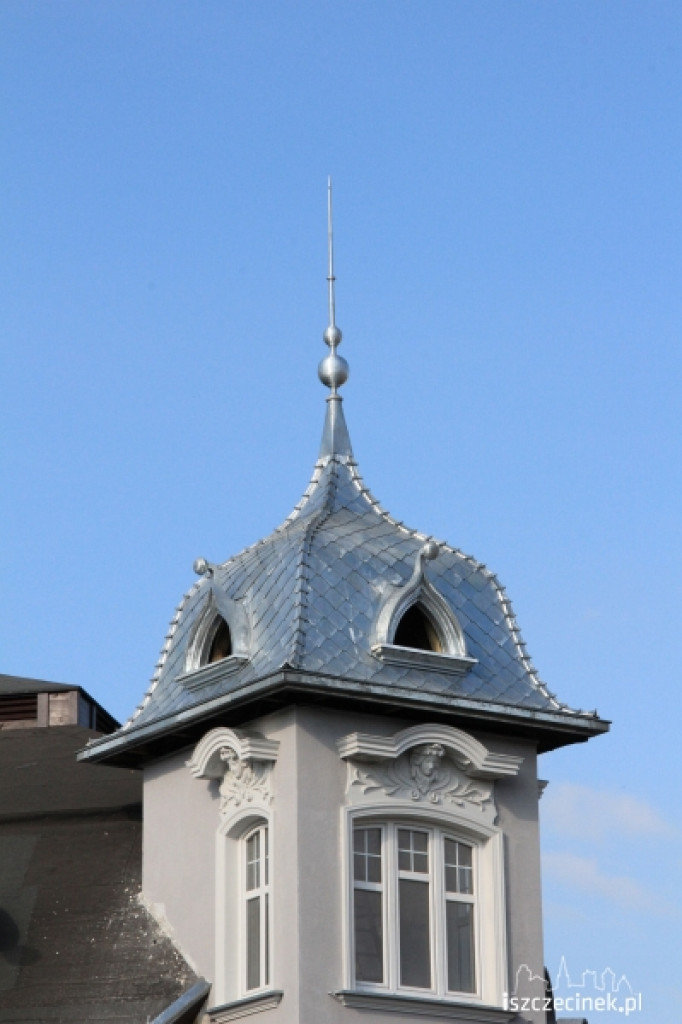 Gryf i kopuła zdobią ulicę Koszalińską