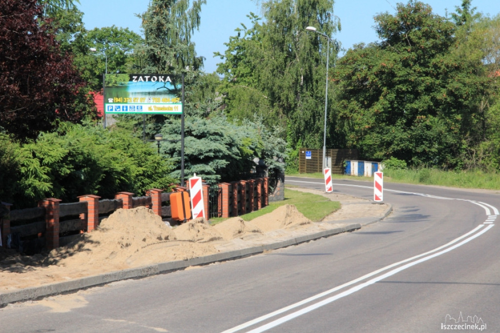 Przebudowa chodnika w Trzesiece