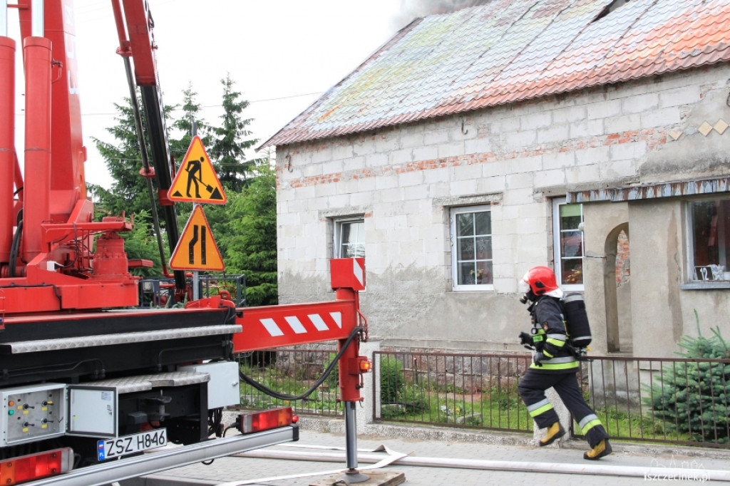 Pożar domu w Jeleninie