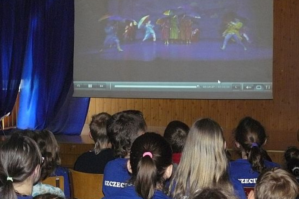 Internetowy Teatr TVP dla uczniów SP7