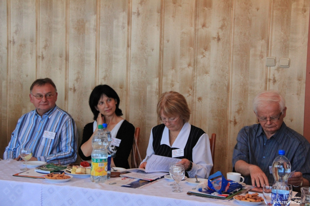 Zjazd ?Absolwentów? Biegu Przełajowego im. Winanda Osińskiego 1982-83