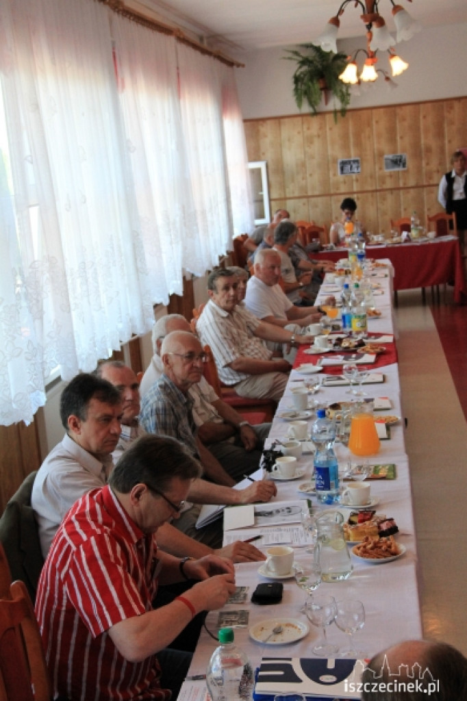 Zjazd ?Absolwentów? Biegu Przełajowego im. Winanda Osińskiego 1982-83