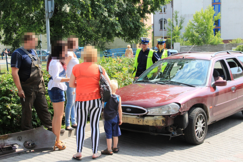 Stłuczka za Urzędem Miasta