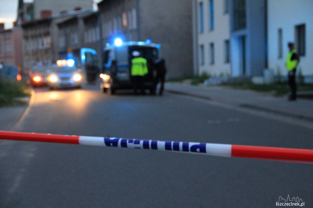 Policjanci zaatakowani siekierą