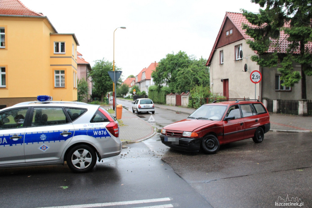 Kolizja na Toruńskiej / Piłsudskiego