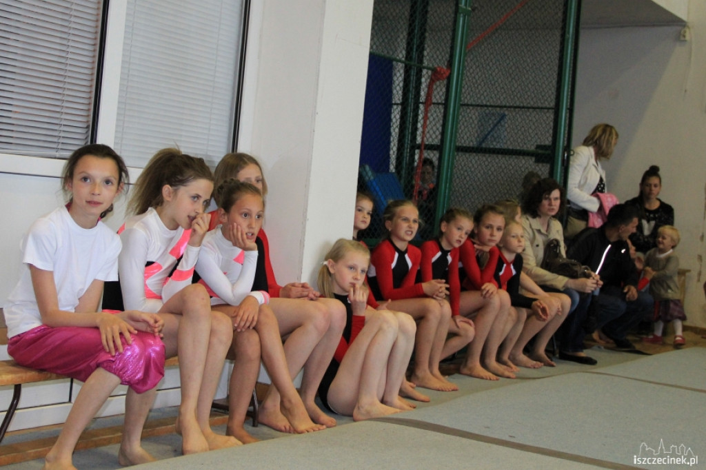 Wojewódzka Olimpiada Młodzieży w Akrobatyce Sportowej