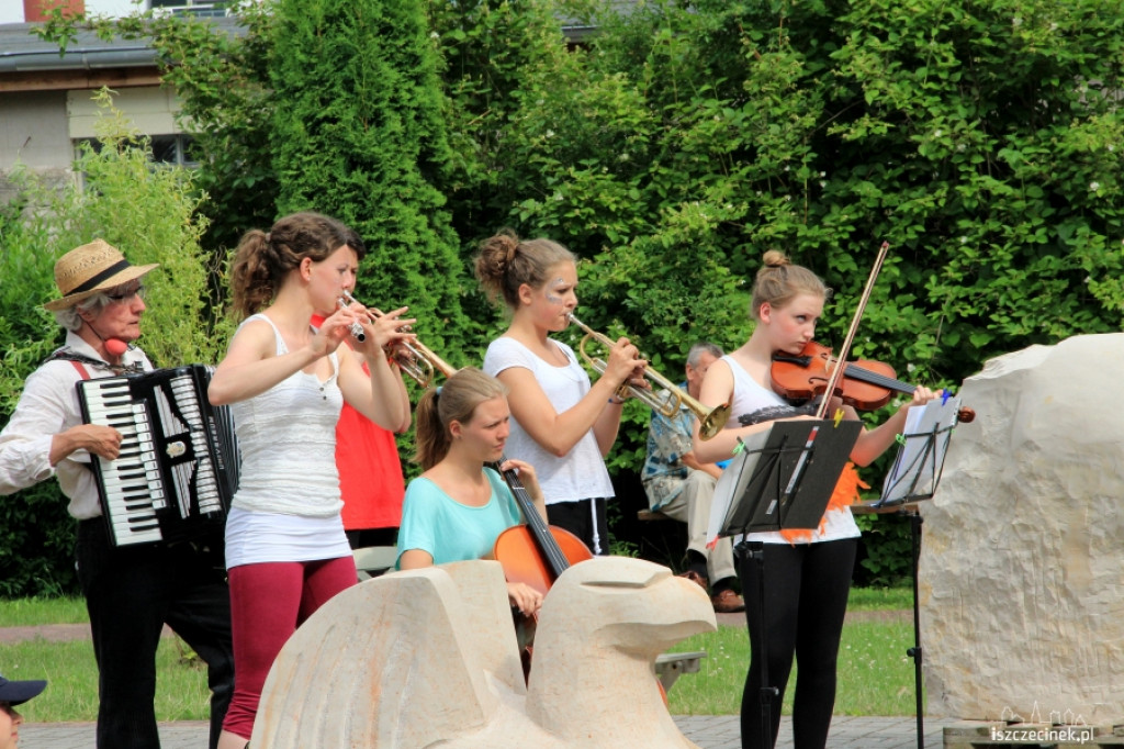 Magia Cyrku w ogrodzie SAPiKu