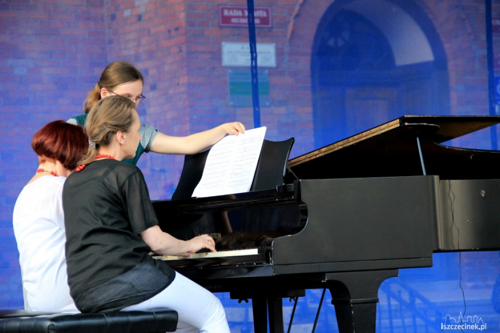 Koncert Plenerowy Letniego Kursu Pianistycznego