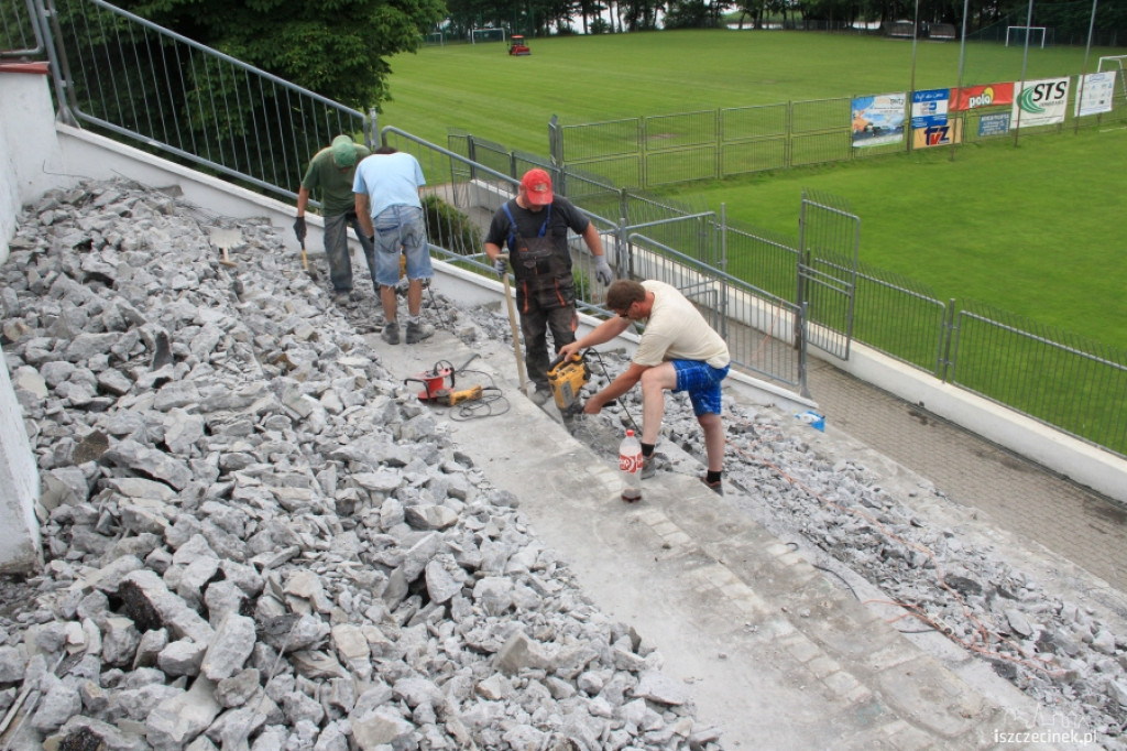 Remontują trybuny na Stadionie Miejskim
