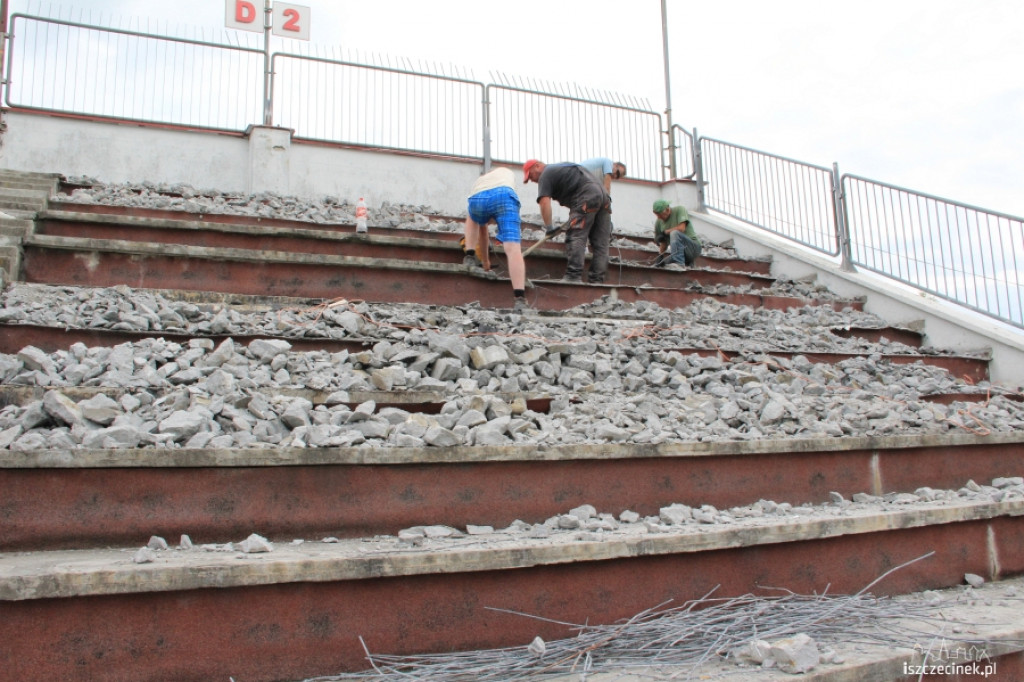 Remontują trybuny na Stadionie Miejskim