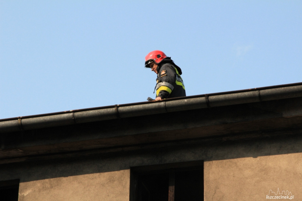 Pożar na poddaszu przy Armii Krajowej