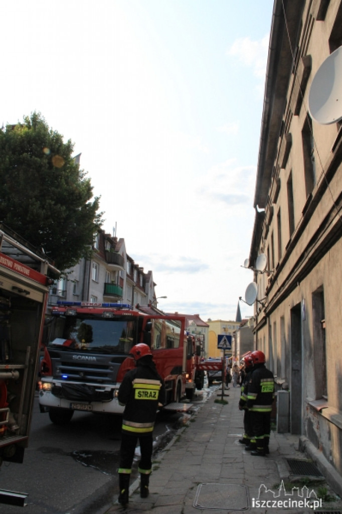 Pożar na poddaszu przy Armii Krajowej