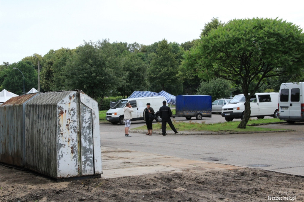 Tymczasowe targowisko w Szczecinku