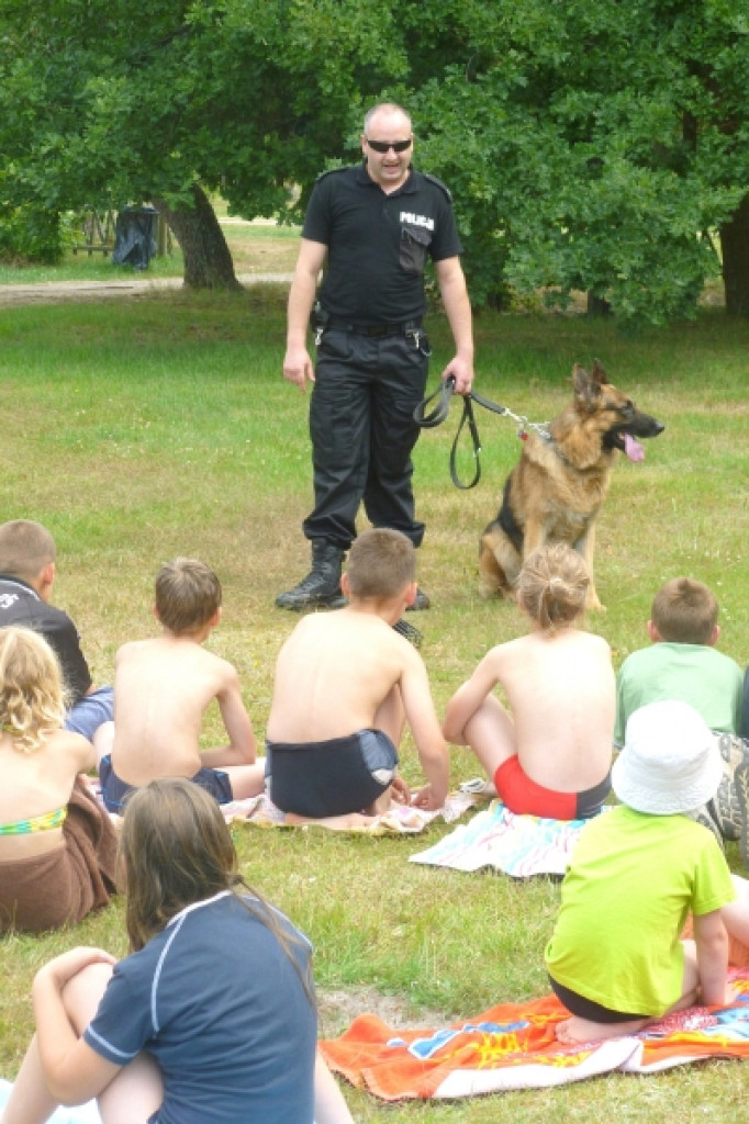 ?Bezpieczne wakacje? w Drężnie