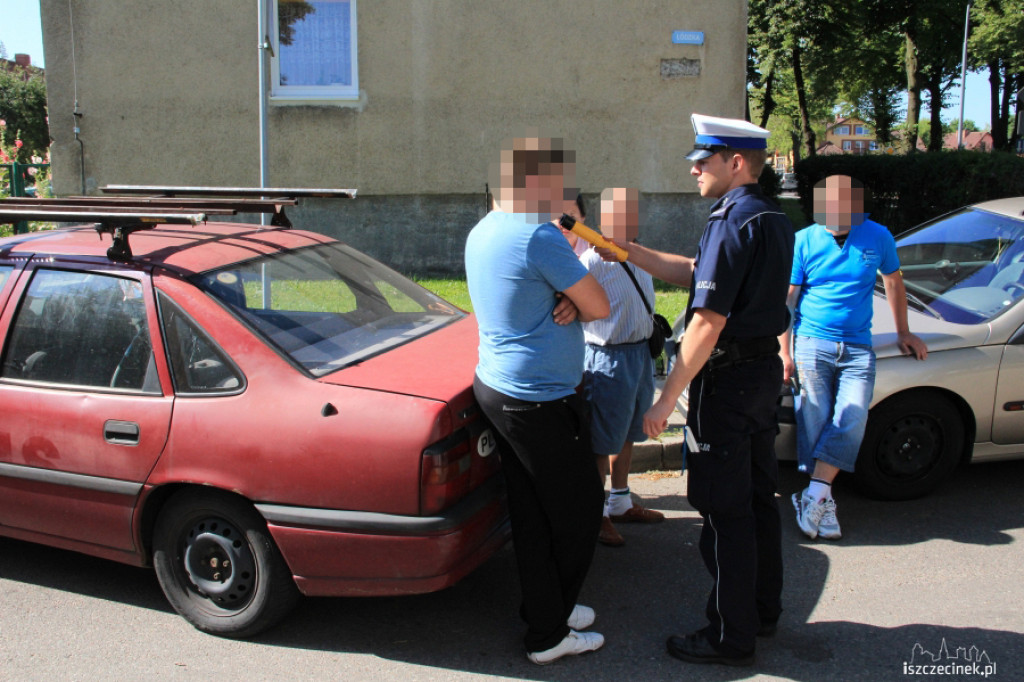 Kolizja trzech aut na Słowiańskiej